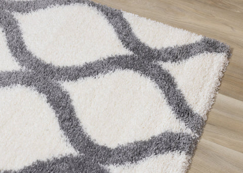 Fergus White Grey Ogee Bulky Shag by Kalora Interiors