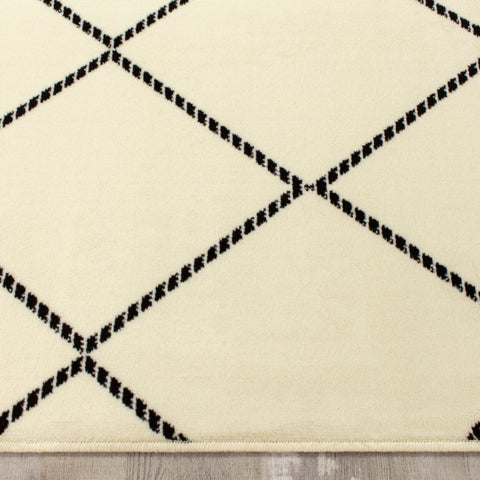 Fiona 3617_0933 White Black Lattice Area Rug by Novelle Home