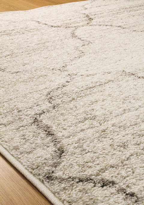 Focus 8774_9363 Faded Lattice Work Area Rug by Kalora Interiors