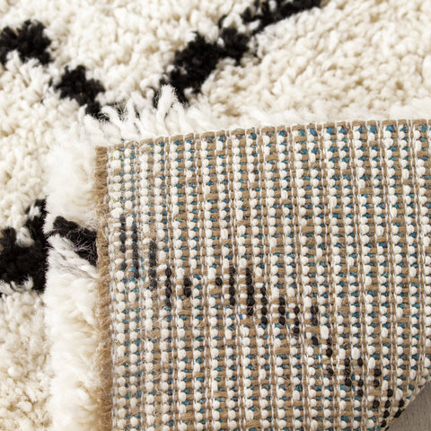 Maroq 5413_3Y18 Uneven Trellis Black Cream Shag Area Rug by Kalora Interiors