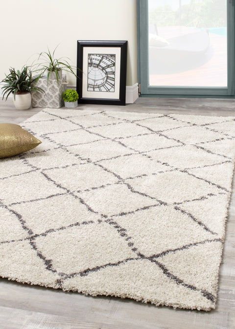 Matrique 5413_3A18 White Grey Lattice Shag Area Rug by Novelle Home