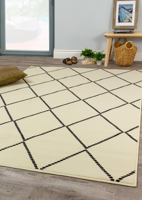 Fiona 3617_0933 White Black Lattice Area Rug by Novelle Home