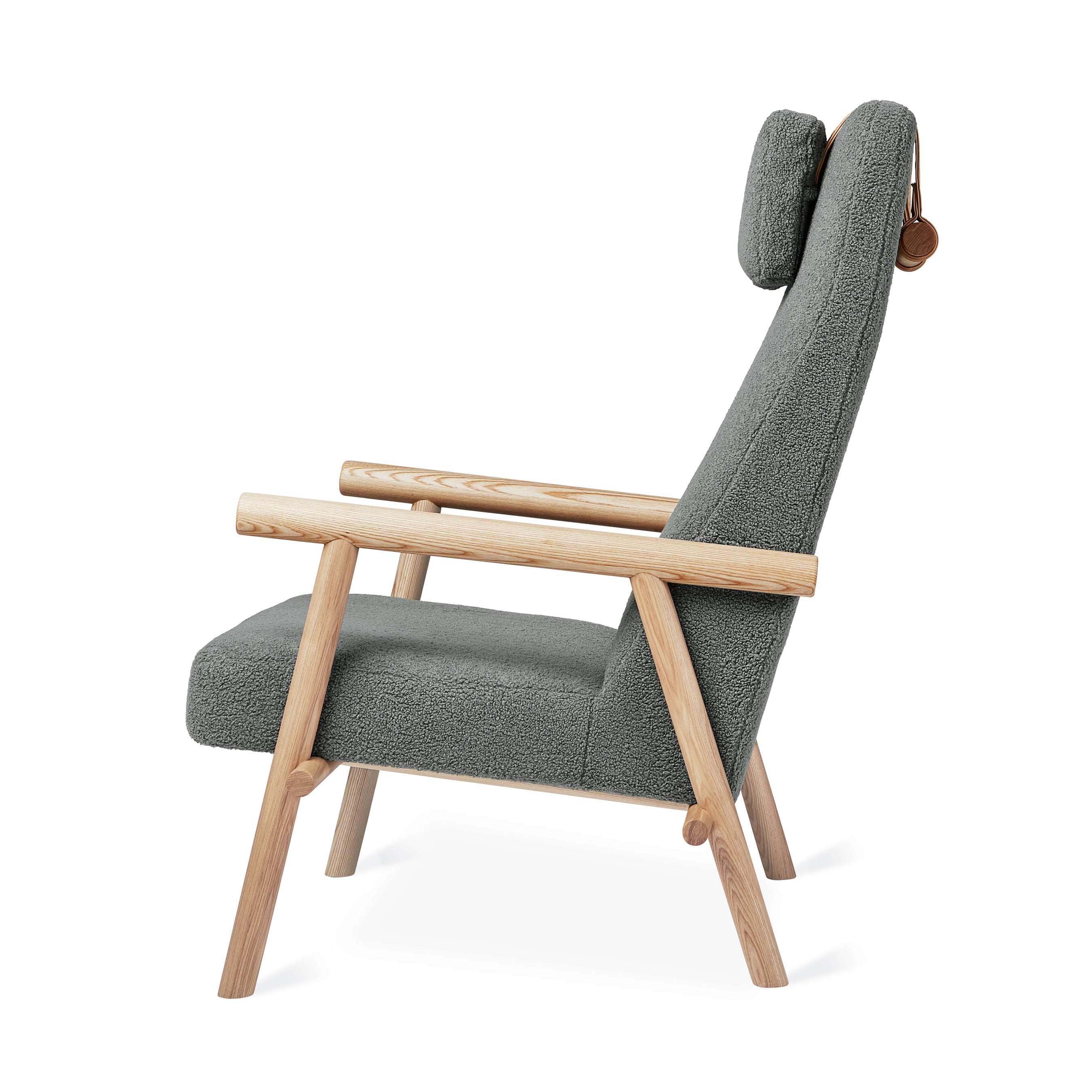 Gus deals elk chair