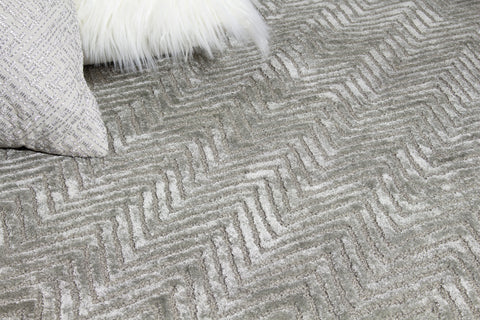 Royal 7188 Grey Handtufted Chevron Rug By Kalora Interiors